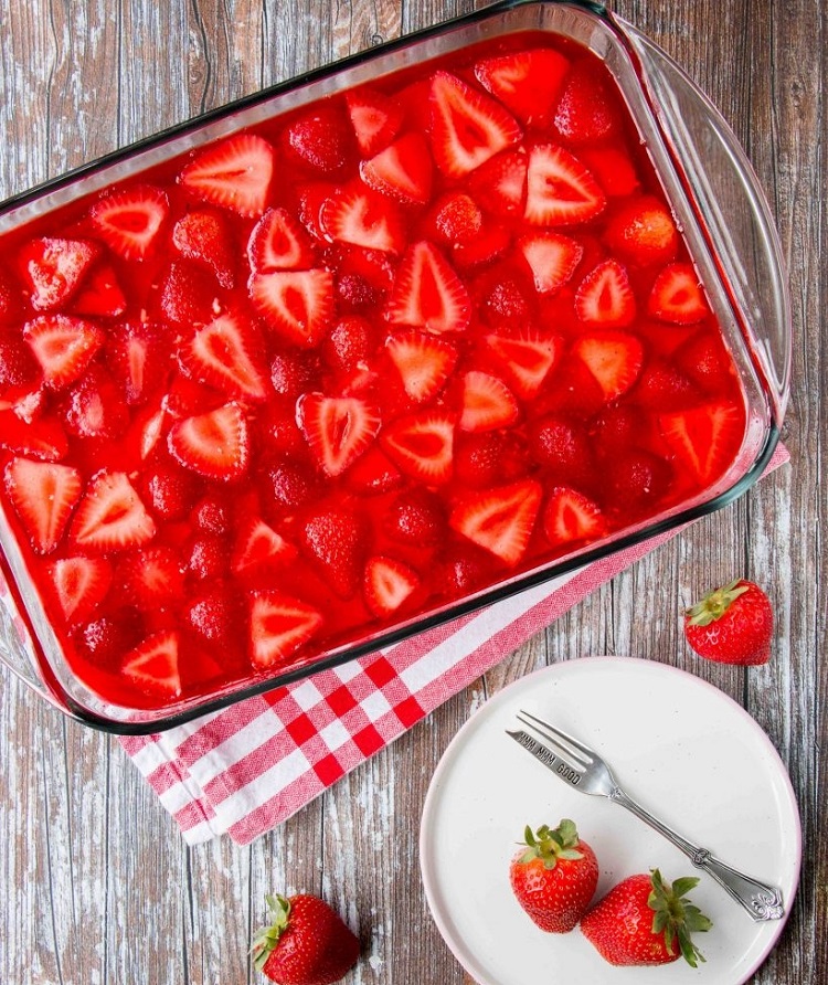gâteau sucré salé carrés aux bretzels fraises recettes originales faciles préparer