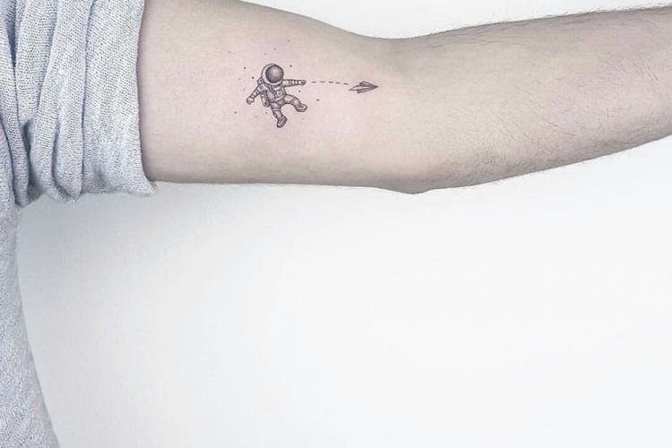 Petit tatouage homme : plus de 50 idées des plus beaux dessins