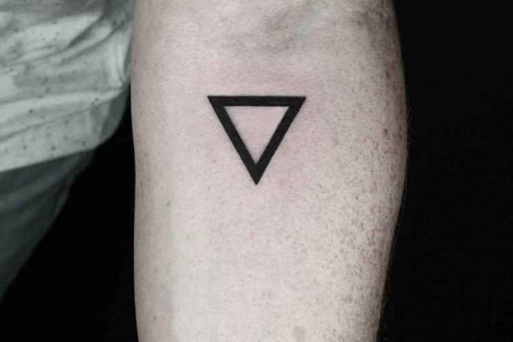 Petit tatouage homme : plus de 50 idées des plus beaux dessins