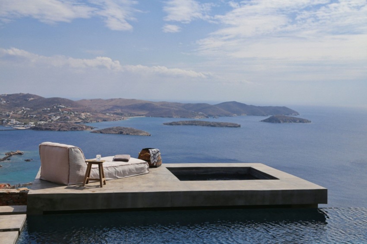piscine à débordement vue magnifique résidence Syros