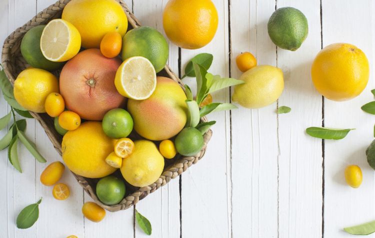 rhume des foins remèdes naturels citrons oranges vitamine C allergies