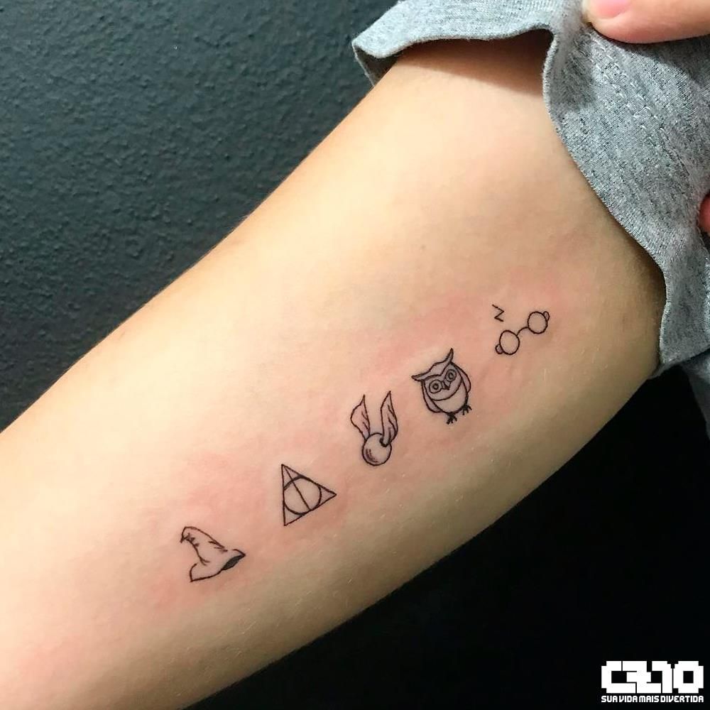 tatouage Harry Potter avant-bras différents symboles minimalistes