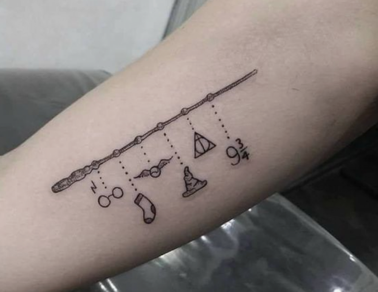 tatouage Harry Potter symboles variés dessin original
