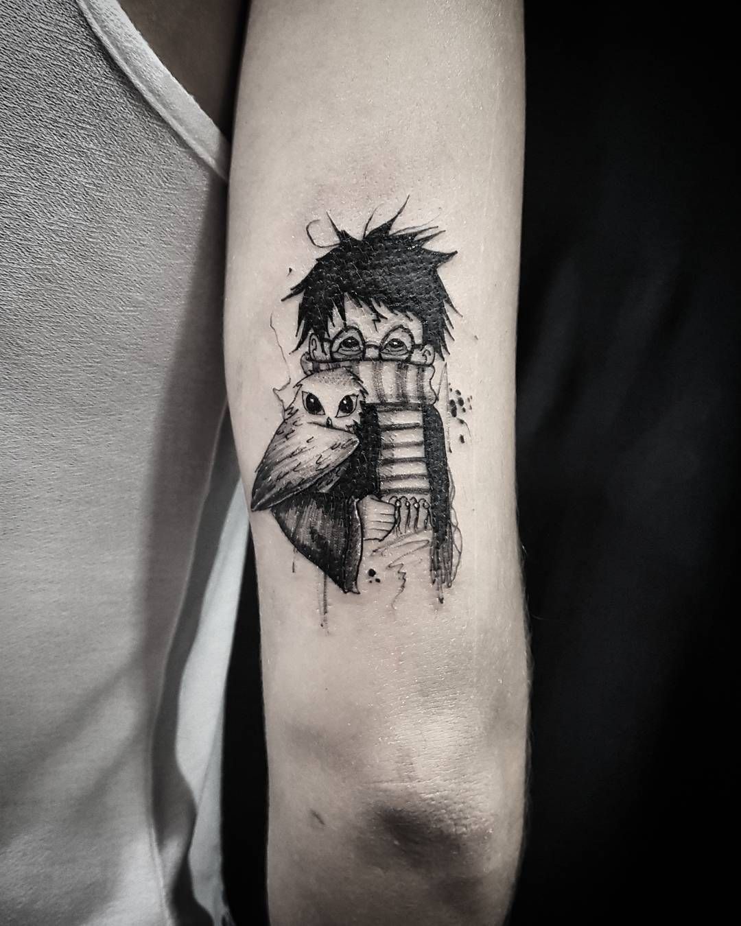 tatouage Harry Potter ultra mignon sur le bras chouette