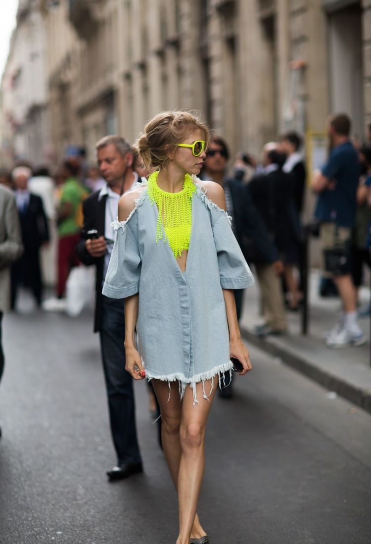 tendance mode femme 2019 comment porter les couleurs néon touche jaune