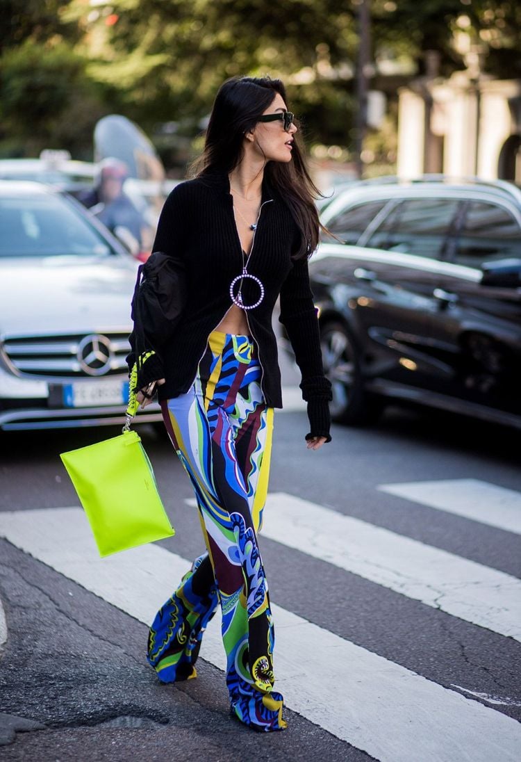 tendance mode femme 2019 couleurs néon sac à main