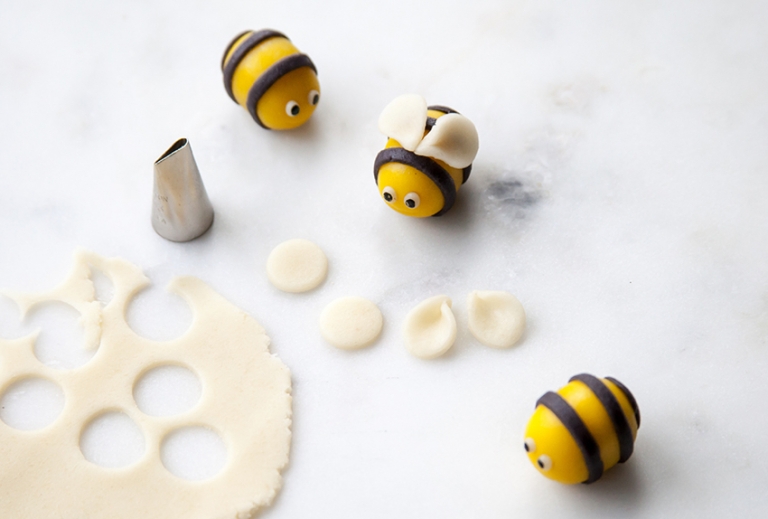 gâteau ruche d’abeille idée créative comment concocter les abeilles