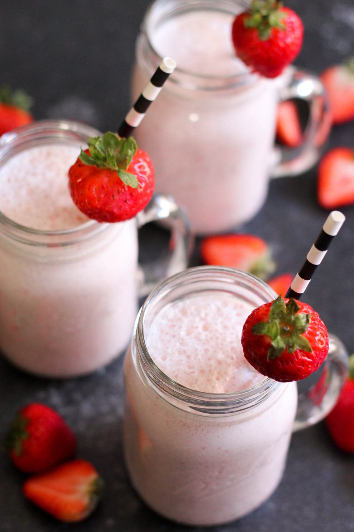 lait frappé santé aux fraises milk shake sain rapide préparer soi même