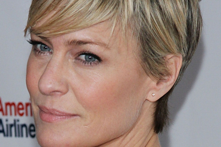Coupe de cheveux courts femme 50 ans - une pléiade d'inspirations
