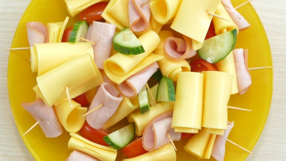 brochettes de légumes avec fromage et jambon recette amuse-bouche facile enfants