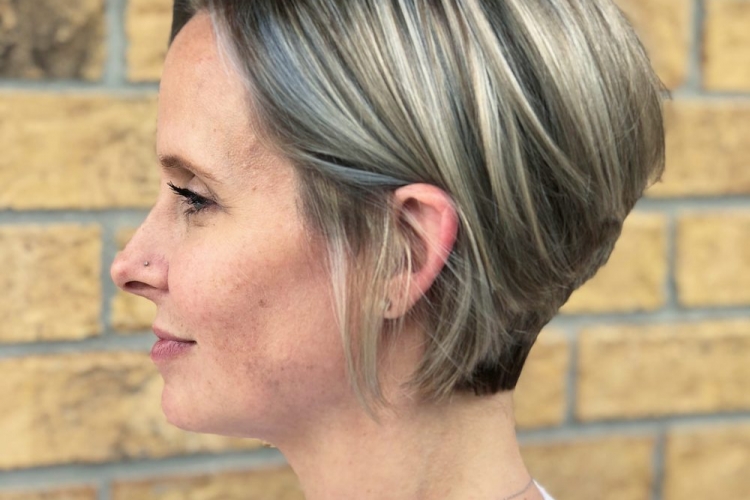 Coupe de cheveux courts femme 50 ans - une pléiade d'inspirations