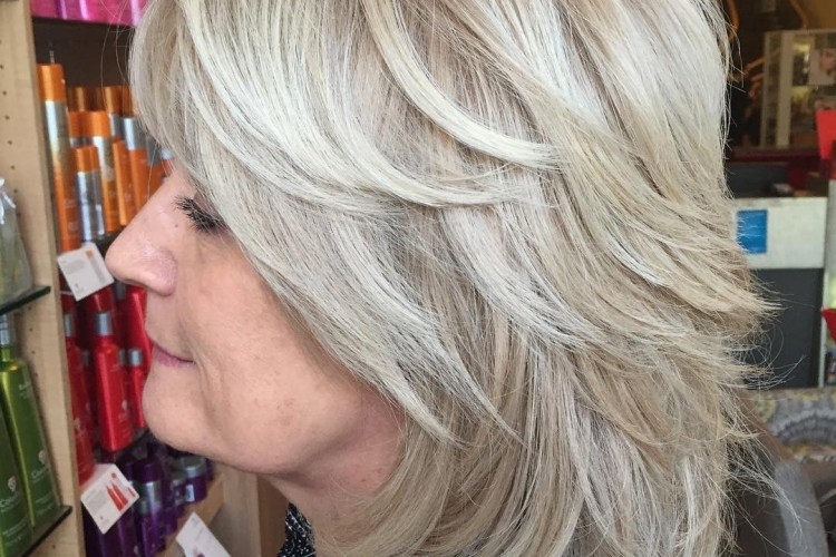Coupe de cheveux courts femme 50 ans - une pléiade d'inspirations