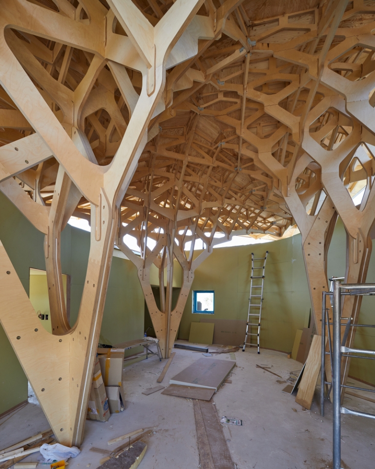 plafond suspendu design bois massif 3tree house maison architecte
