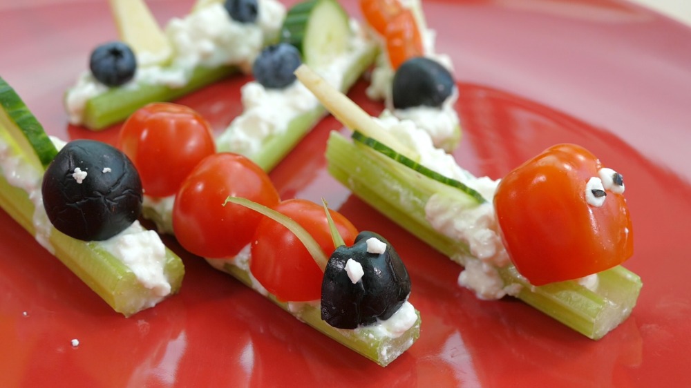 recette amuse-bouche facile enfants idée créative chenilles de légumes