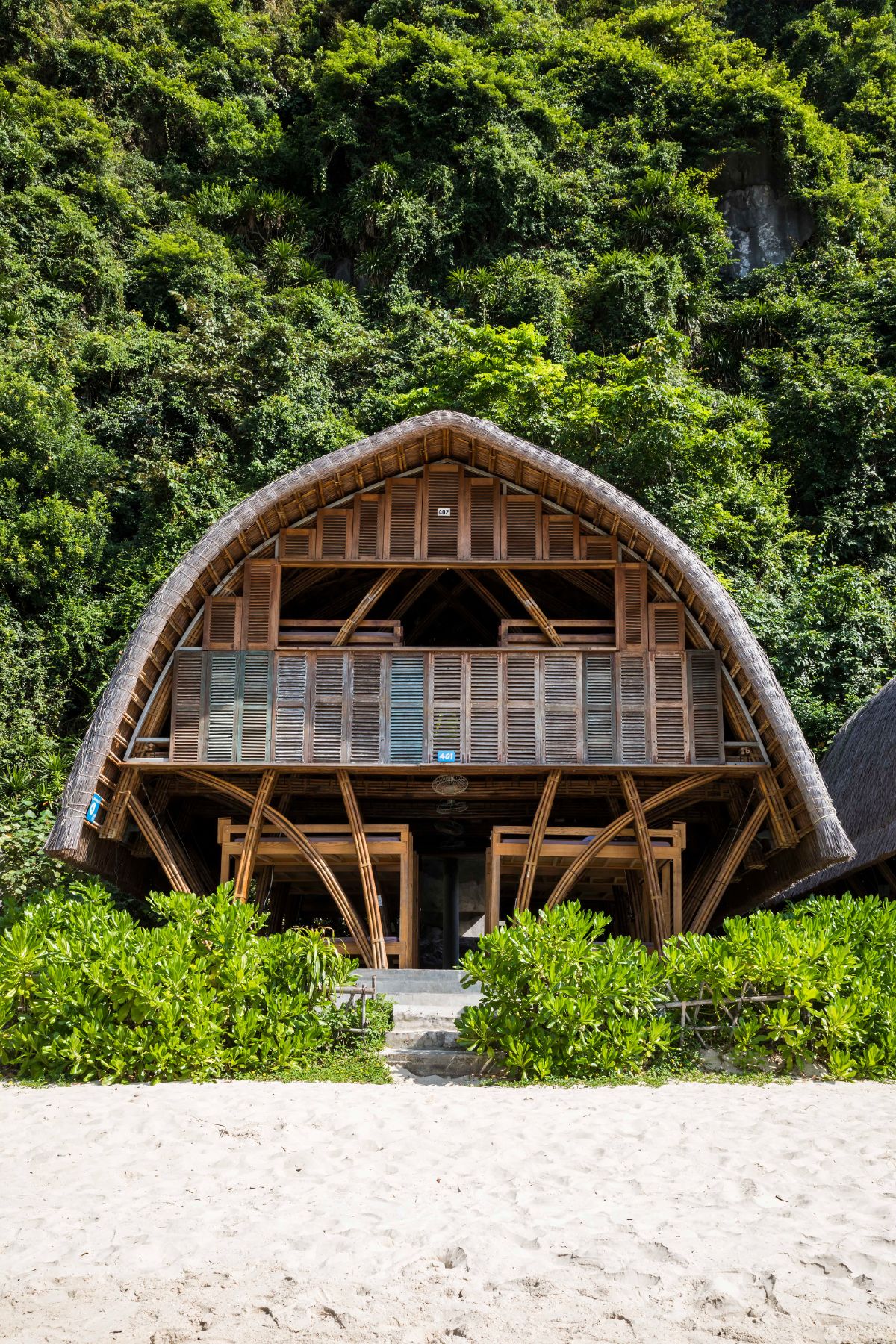  Architecture  cologique pr nant la construction en bambou 