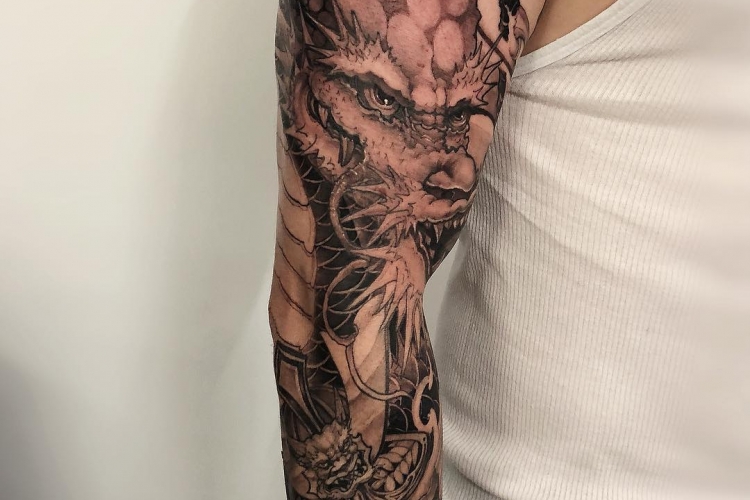 Tatouage japonais bras : signification des modèles les plus populaires
