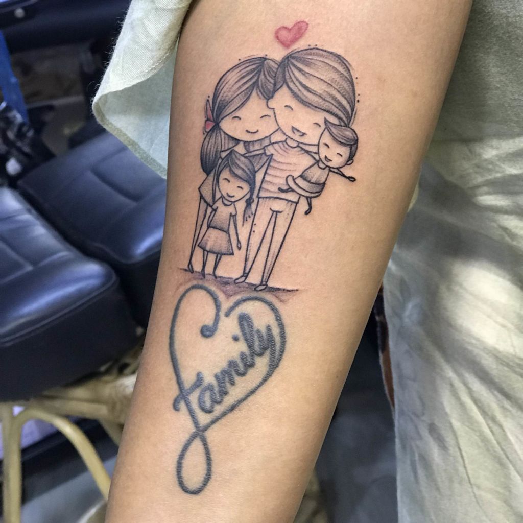 tatouage famille mère petite fille avec écriture signification profonde