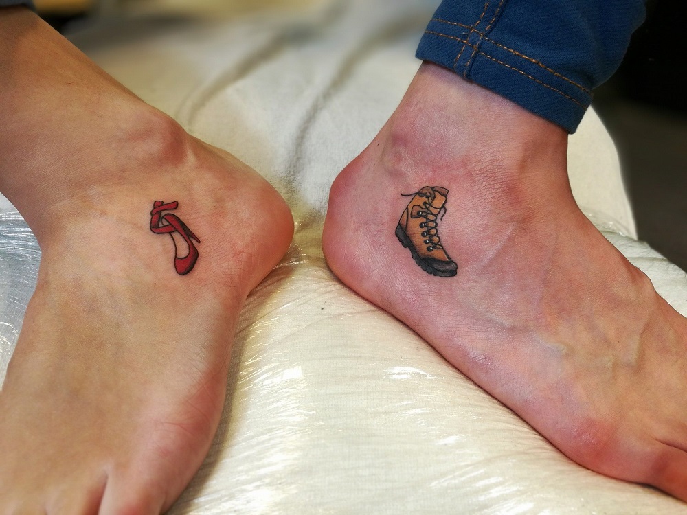 tatouages complémentaires cheville pour couples