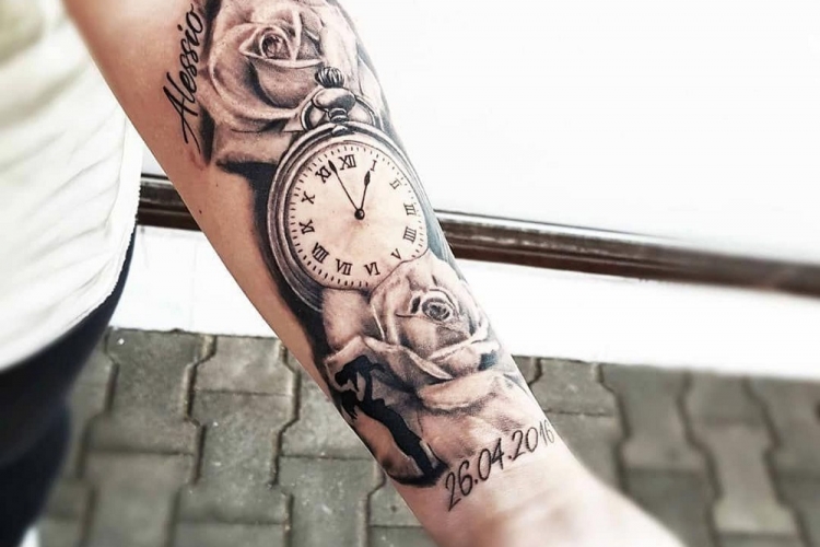Tatouage avant-bras homme - motifs et styles variés