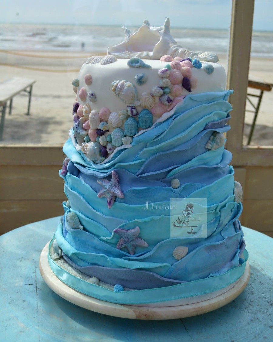 coquillages de mer comestibles superbe décoration de gâteau tons bleus et blancs