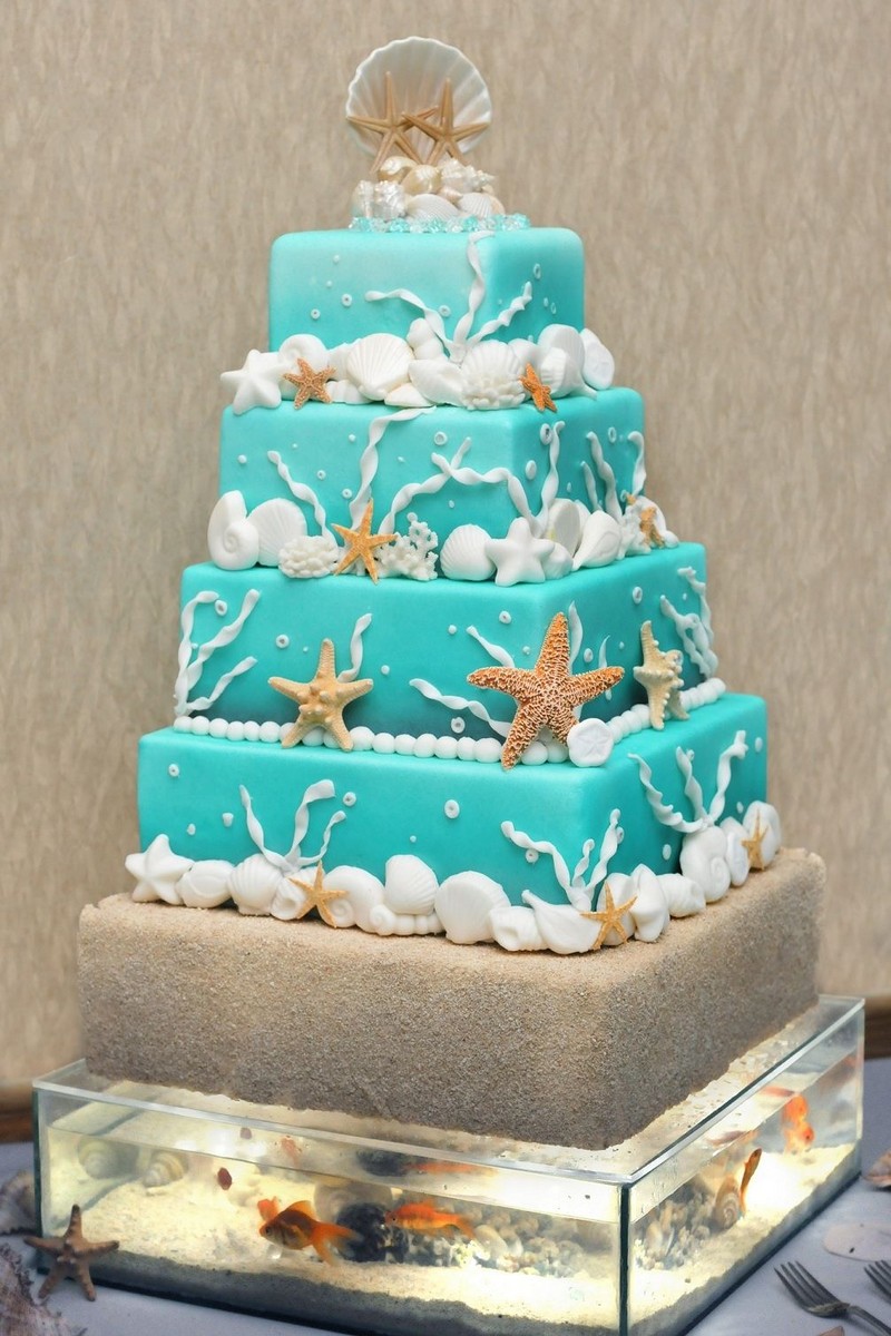 gâteau de mariage superbe 4 étages coquillages de mer petit aquarium décoratif