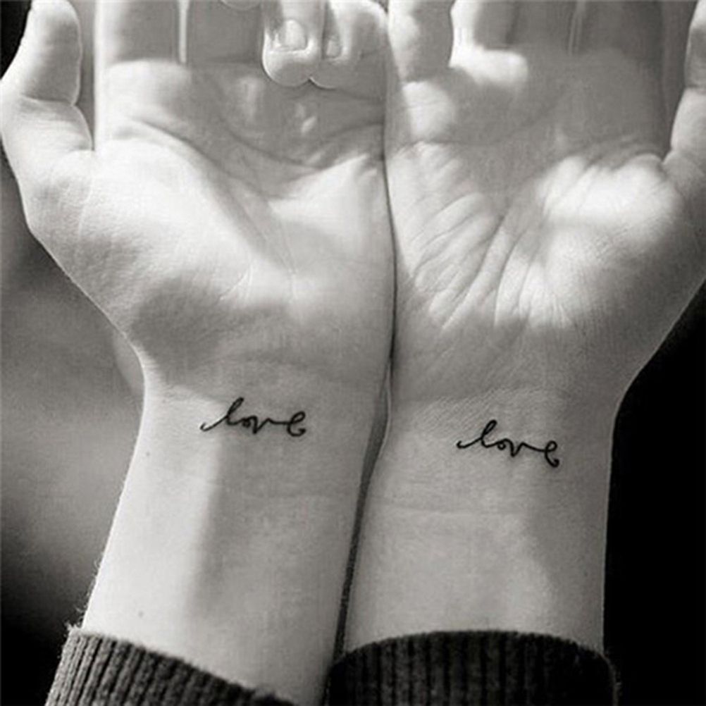 rakkaus tatouage rakkaus tatouage definition mot anglais amour inkage complémentaire tattoo poignet