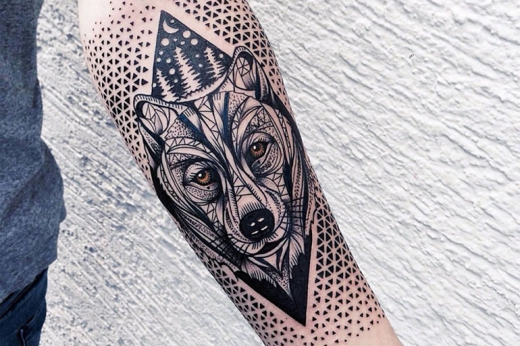 Tatouage avant-bras homme - motifs et styles variés