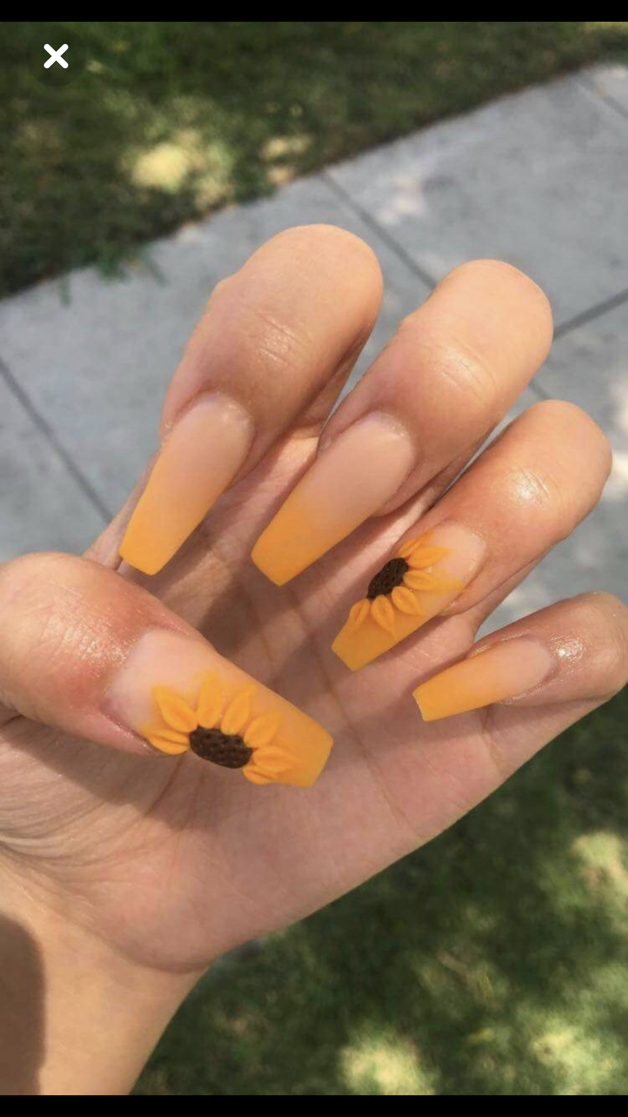 tendances nail art 2019 ongles ombrés orange pâle