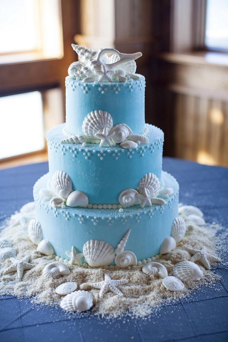 thème marin superbe gâteau de mariage coquillages comestibles