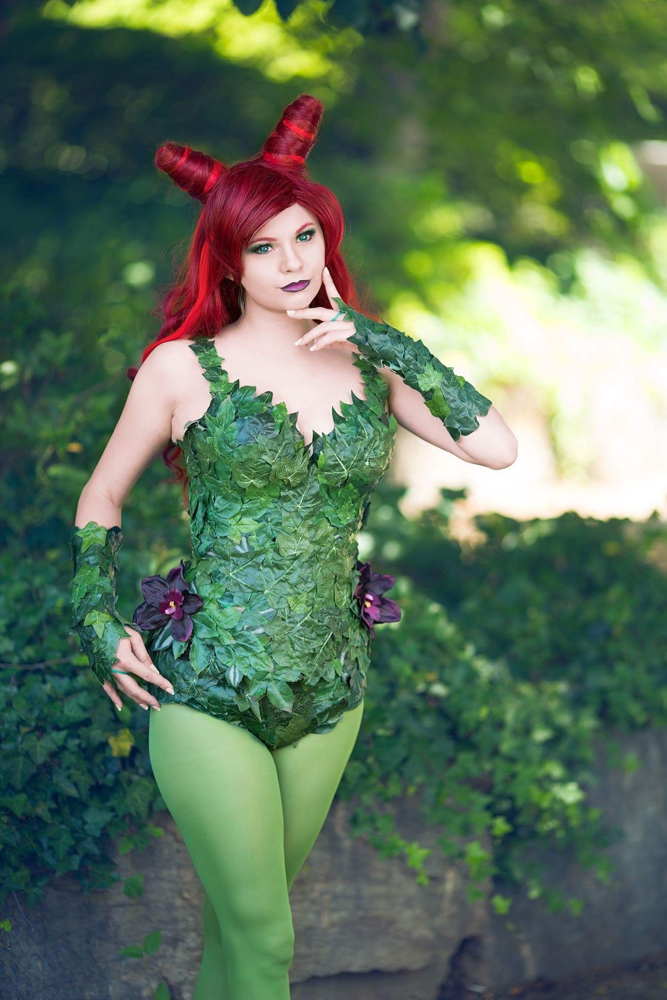costume Poison Ivy DIY perruque rouge avec cornes déguisement Halloween cool