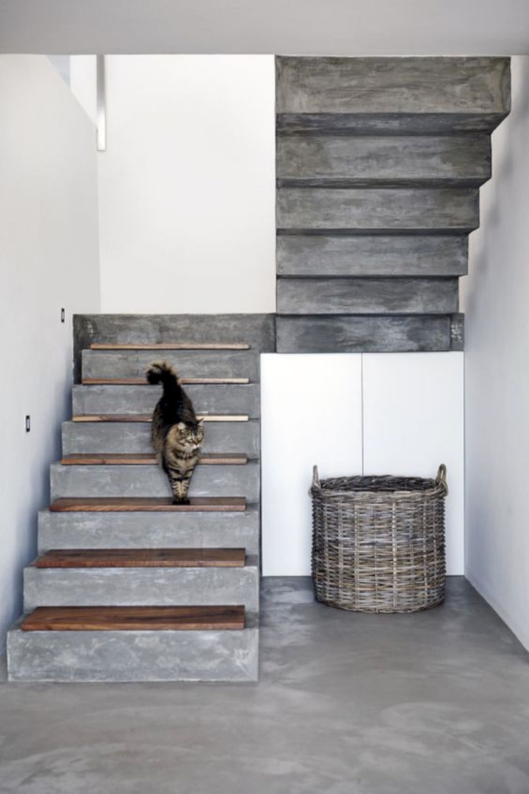 escalier beton bois déco minimaliste revêtement sol béton ciré