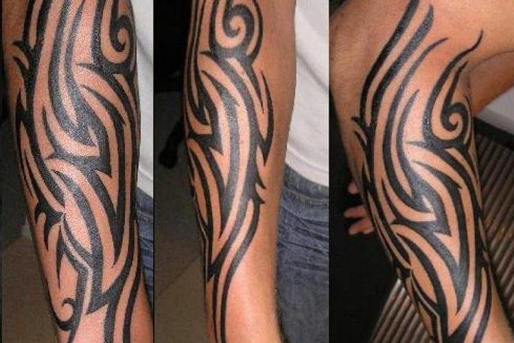 Tatouage tribal bras pour hommes : une véritable mine d'inspiration
