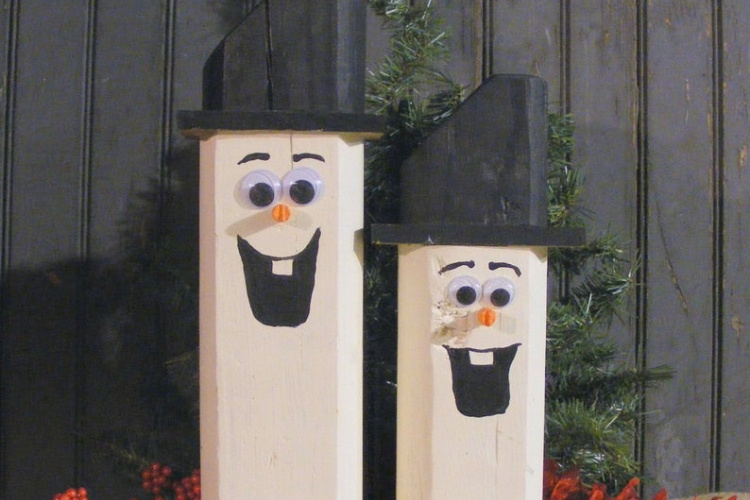 Bonhomme de neige en bois : 10 idées de décoration de Noël DIY