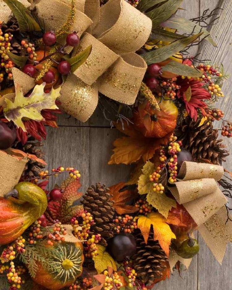 couronne d'automne en feuilles mortes diy pour thanksgiving