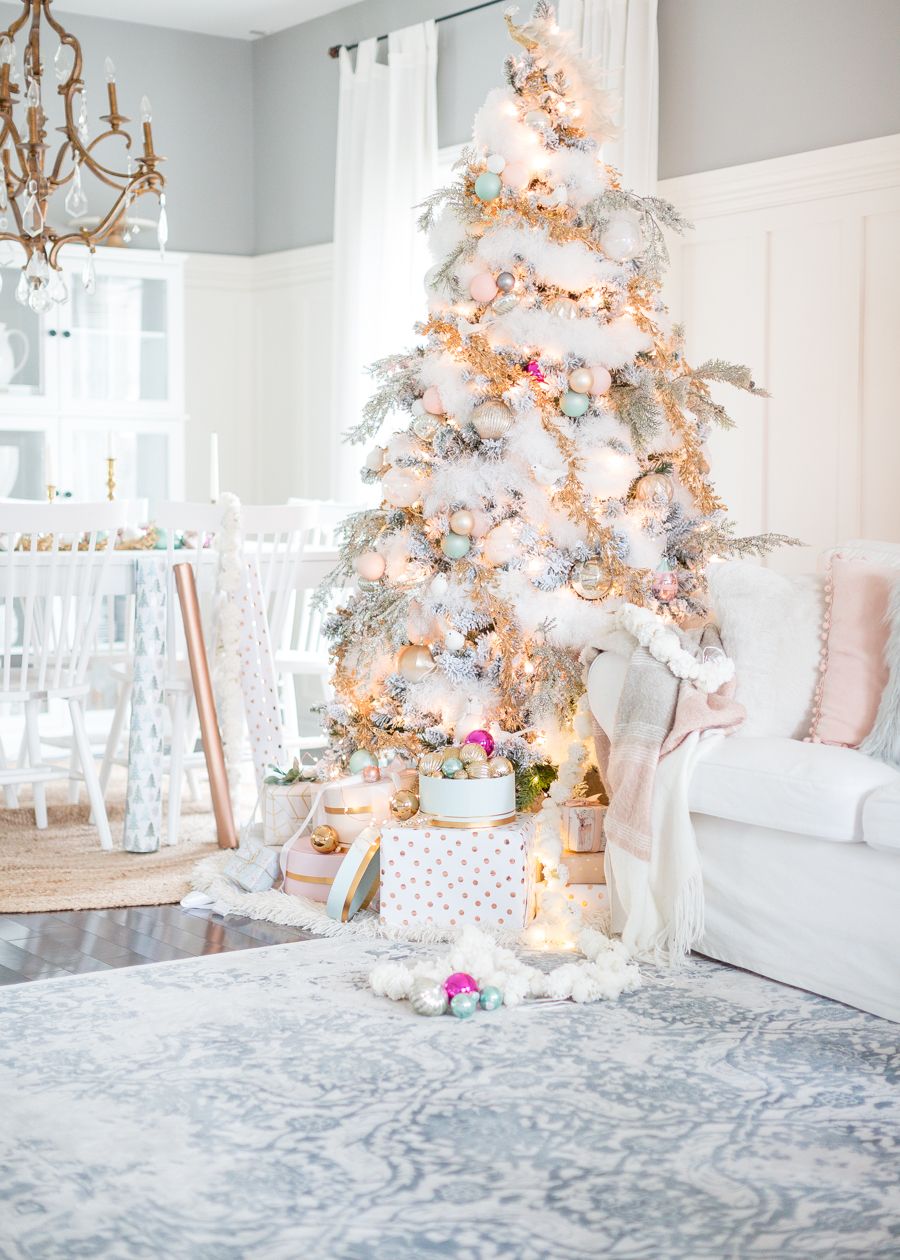 deco noel pastel arbre festif tendance cadeaux assortis ambiance douillette