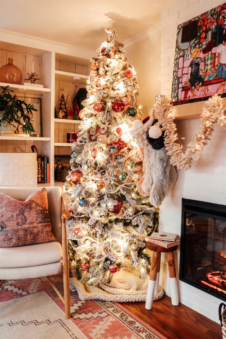 decoration sapin vintage éléments-clés style rétro chaussettes de Noël