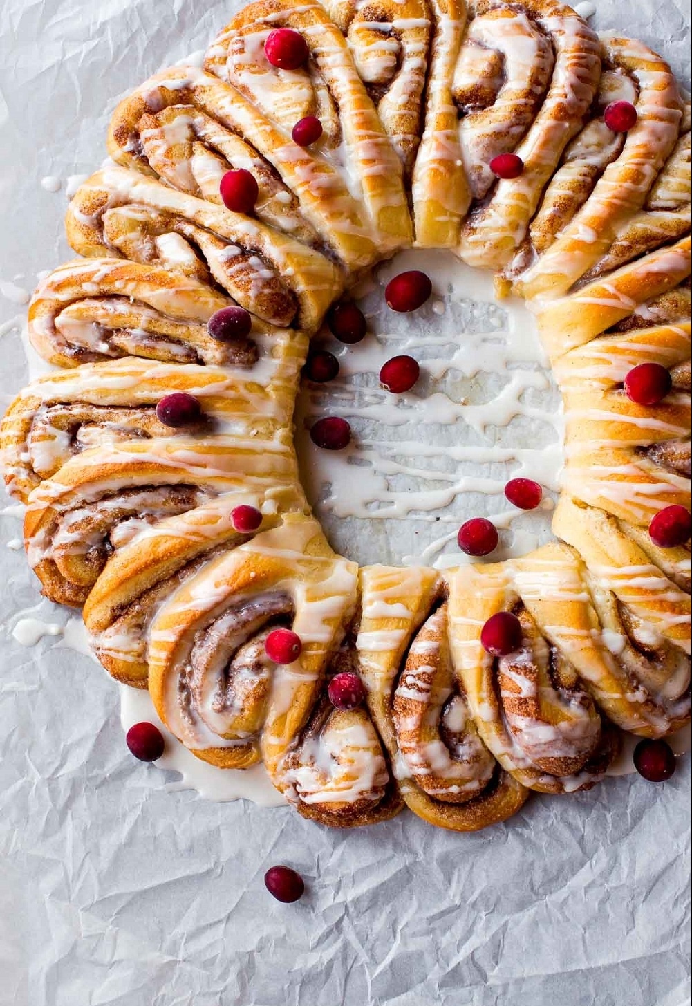 tarte soleil feuilleté aux cannelle pomme et canneberge