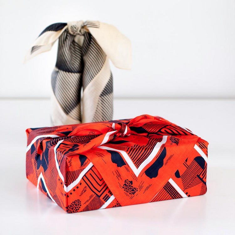 baies feuilles d'eucalyptus tissu Furoshiki emballage cadeaux