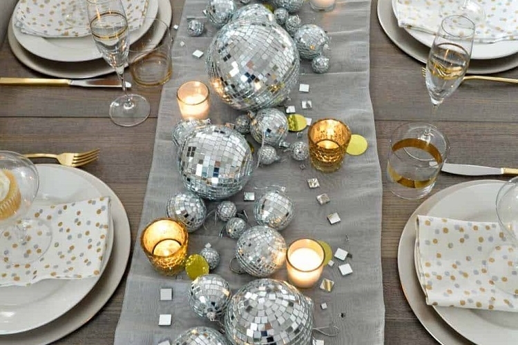 Déco table Nouvel An à faire soi-même : les objets déco indispensables