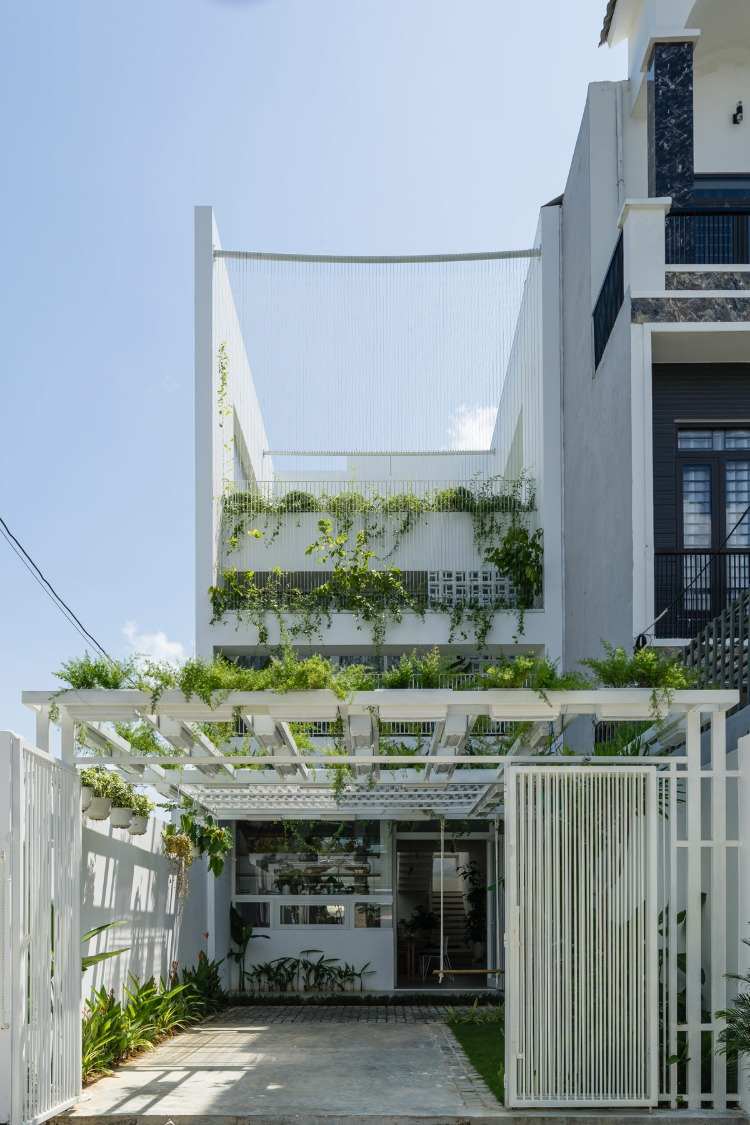 bassin intérieur à poisson maison q vietnam
