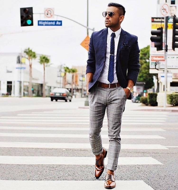 Que mettre avec un pantalon gris homme : nos idées