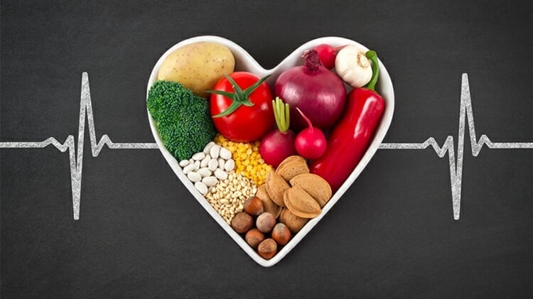 protéger son cœur aliments à éviter liste santé cardiovasculaire