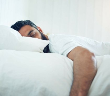 dormir sur le ventre effets santé conseils conséquences