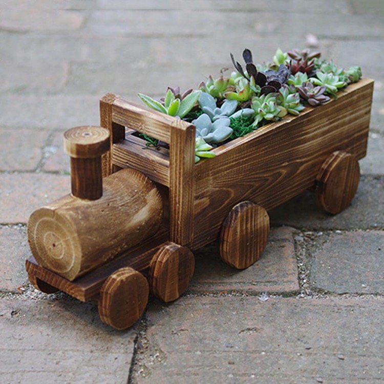 petite jardiniere originale en bois train jardiniere succulentes