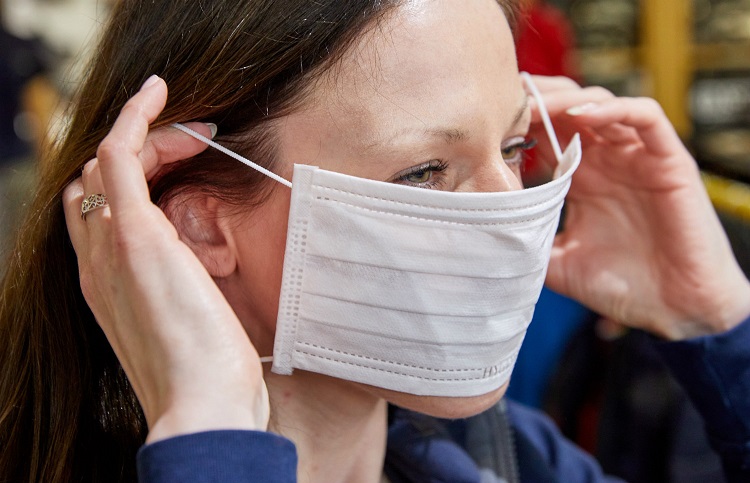 porter masque de protection contre coronavirus efficace ou inutile