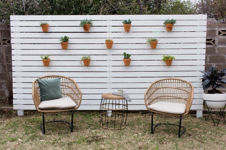 clôturer son jardin soi même idées clôture brise vue écran de jardin