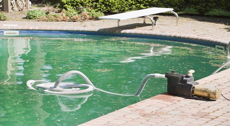 entretien eau piscine filtration