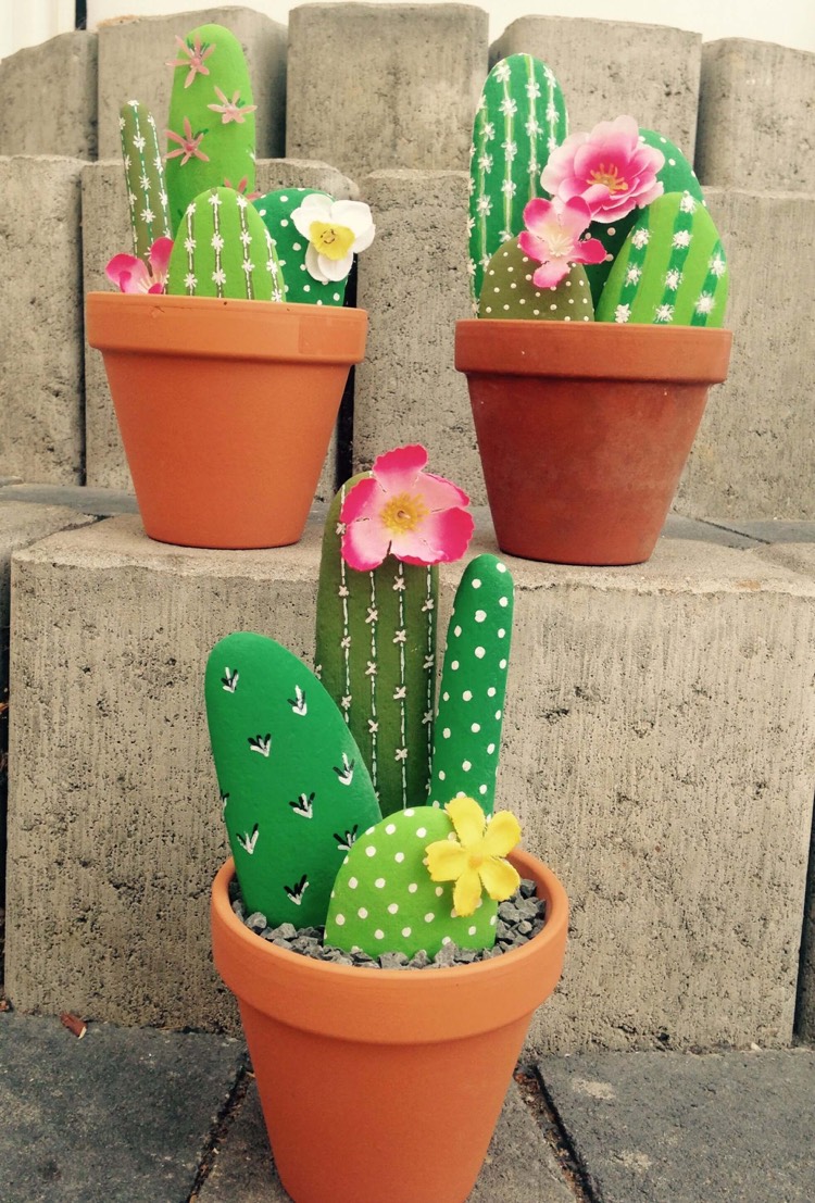 galets peints cactus deco pots argile