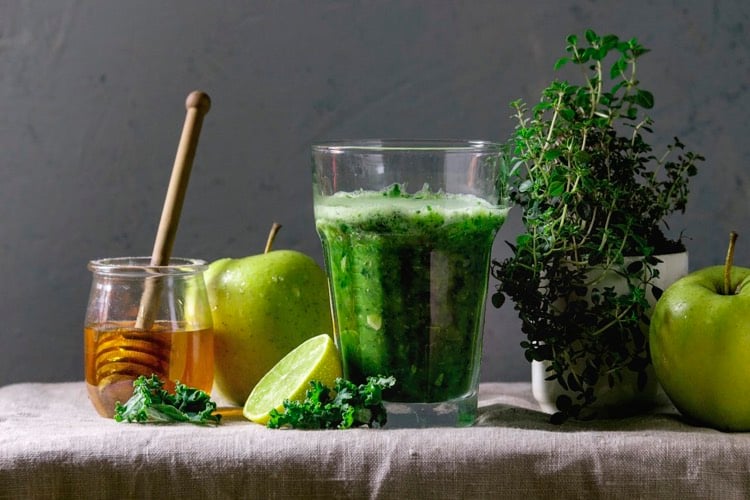 smoothie vert rassasiant stimulant la digestion pomme concombre cresson menthe