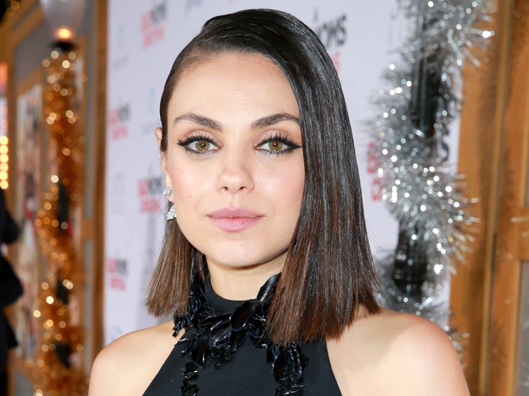 brun fonce glossy coupe carre Mila Kunis